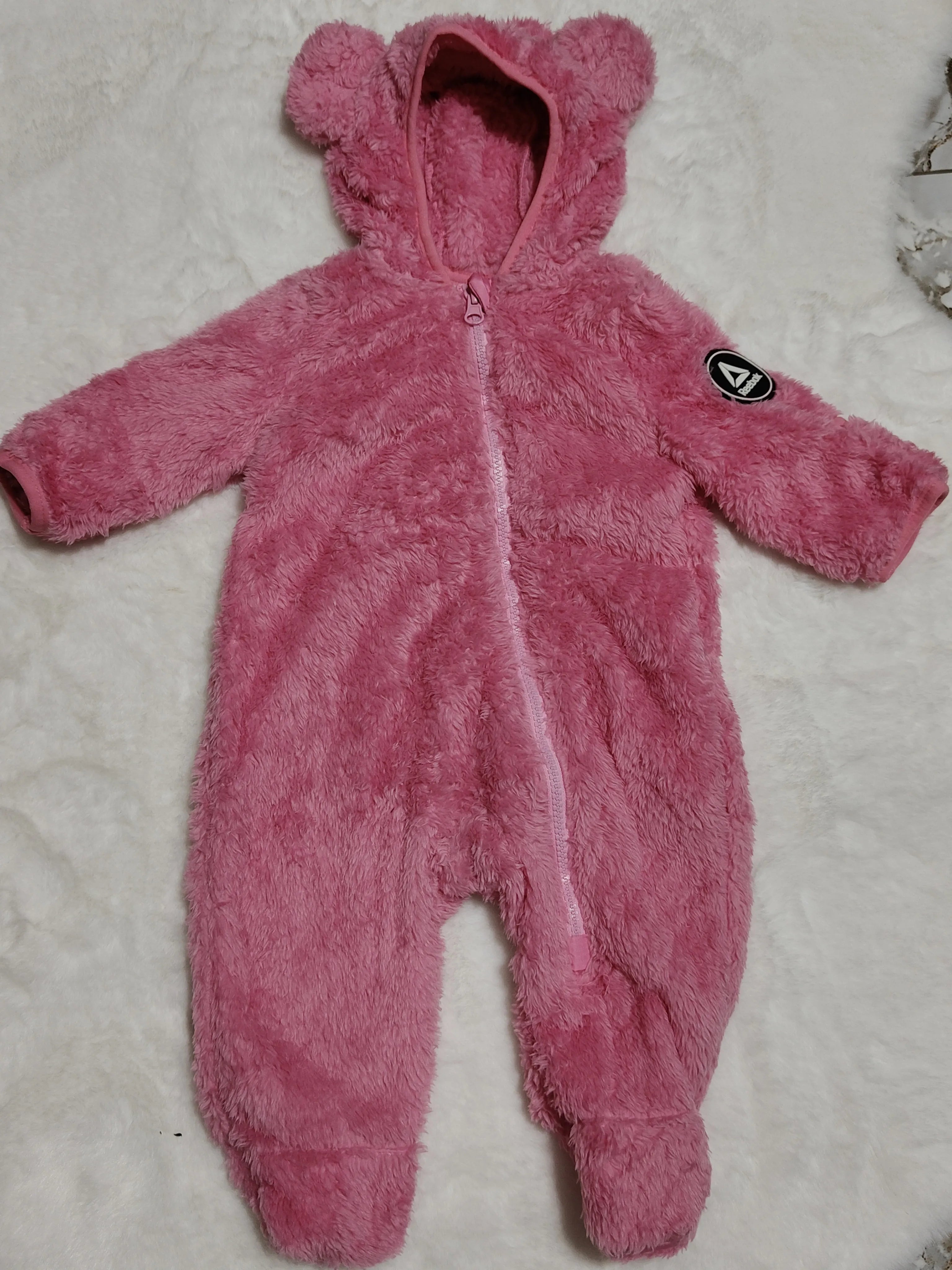 كوسموس دافئة وكيوت للبيبي نتاعك أصلية من ريبوك 🧸