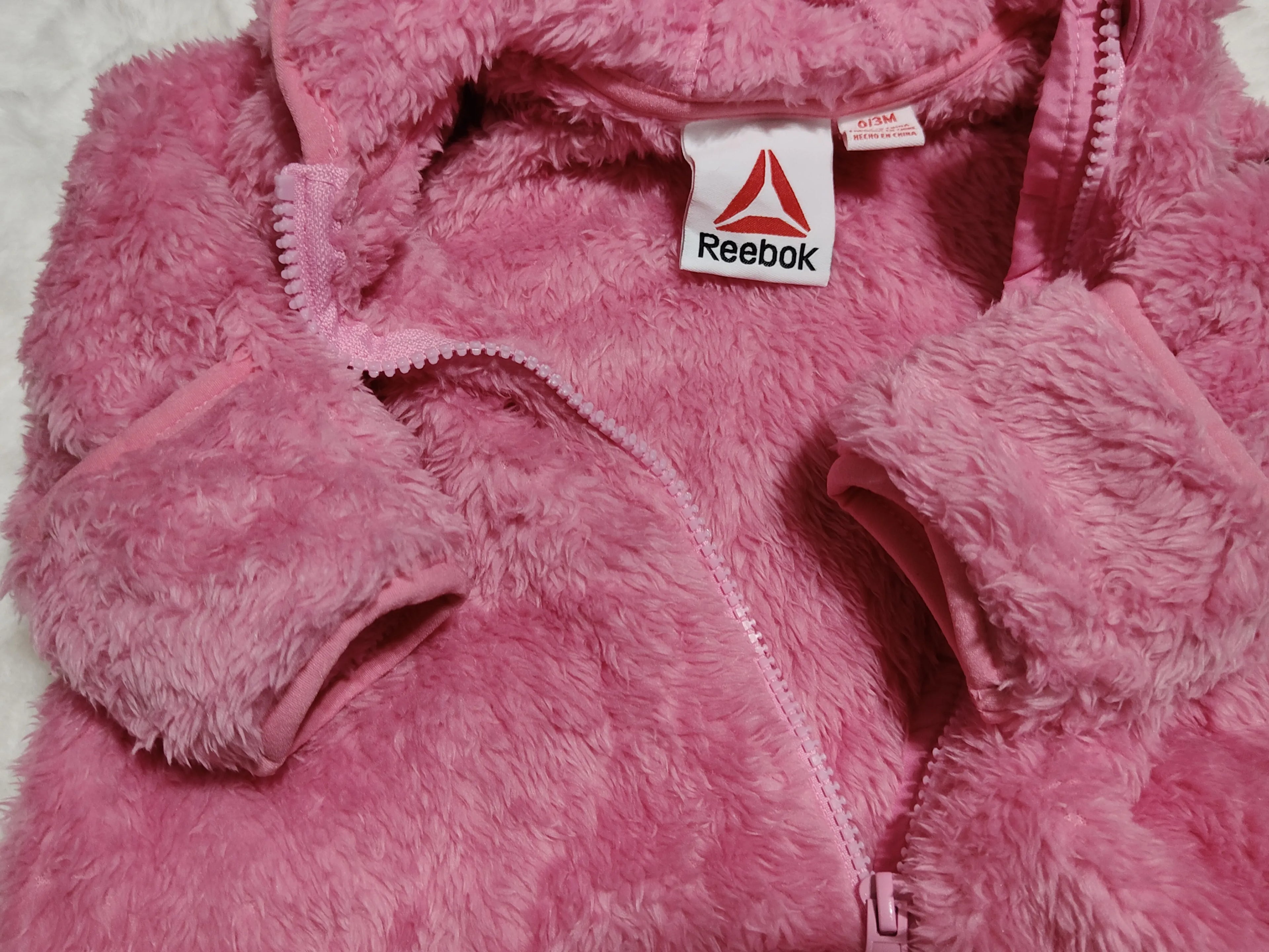 كوسموس دافئة وكيوت للبيبي نتاعك أصلية من ريبوك 🧸