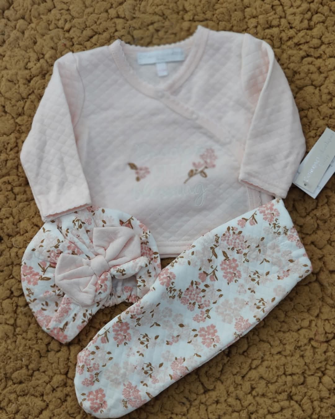 أنسومبل بنوتة 😍😍